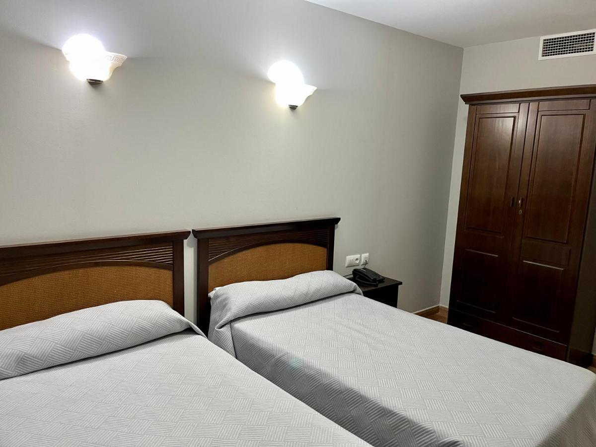 Hotel Cervantes Сафра Екстер'єр фото